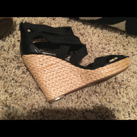 Black Jessica Simpson Wedges - Picture 5 of 8